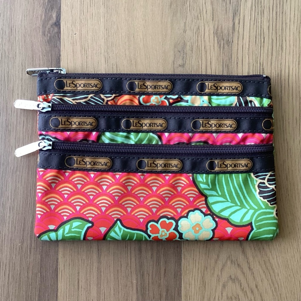 Lesportsac Waikiki Hawaiian tropical floral zippered pouch